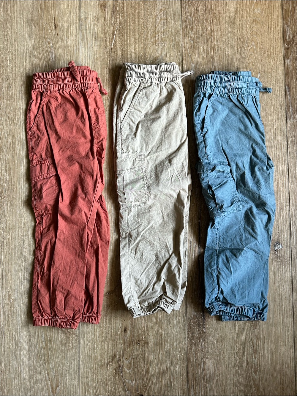 okie dokie Cargo Joggers Trio in Coral, Cream, and Dusty Blue
